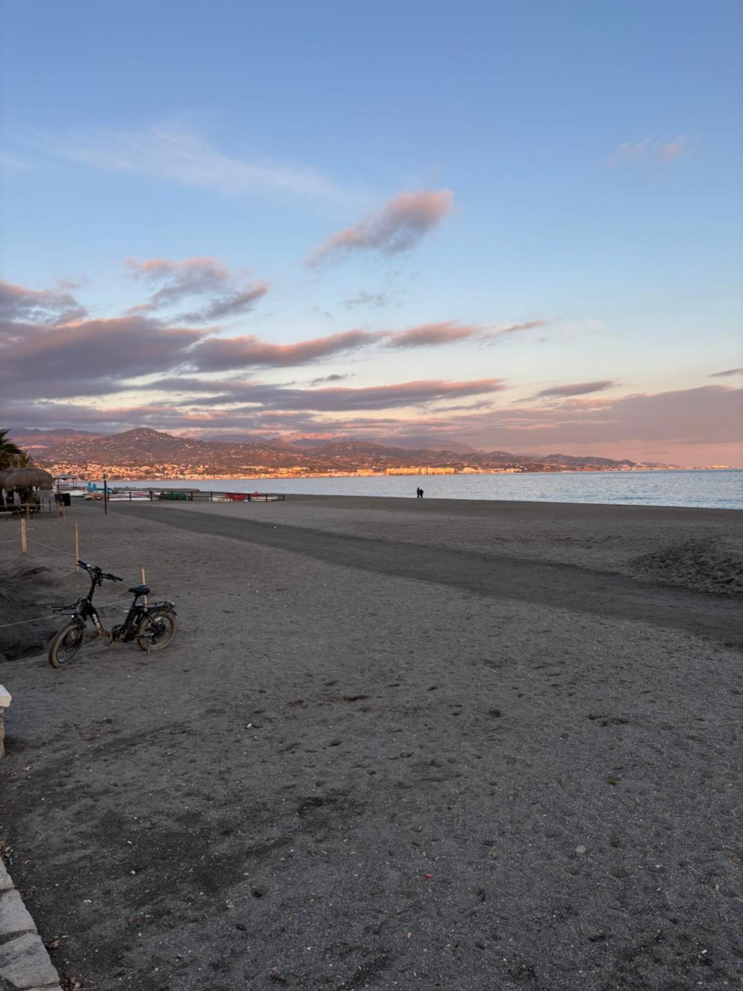 Estudio En Torre Del Mar A 3 Minutos Andando De La Playa Zewnętrze zdjęcie
